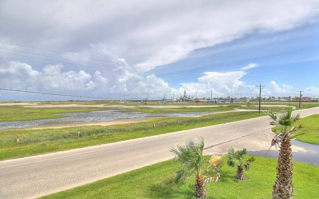 Spacious & Pet Friendly + Game Room Sleeps 10