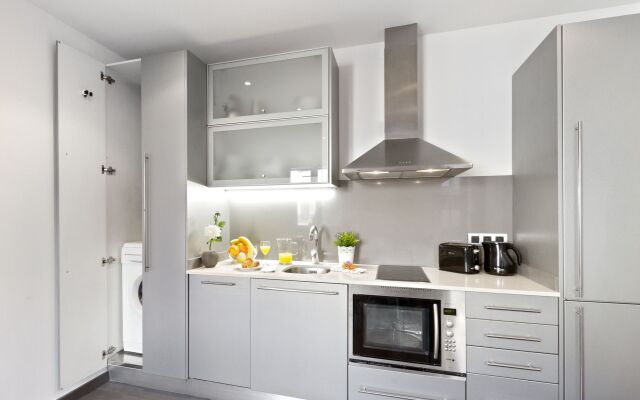 Fisa Rentals Ramblas Apartments