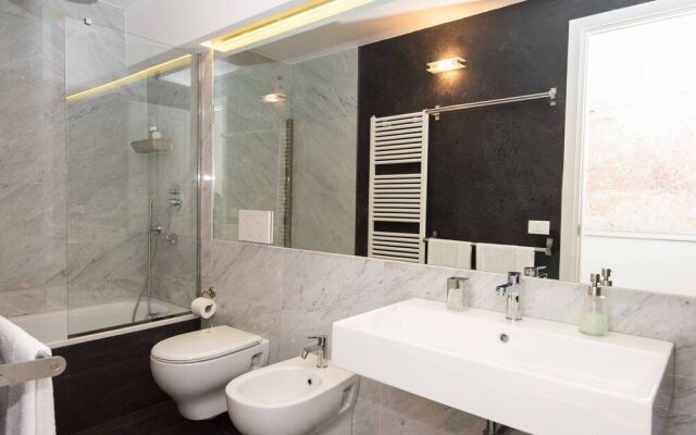 Lucrezia Apartment by Firenze Prestige