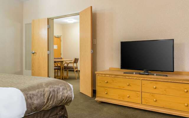 Rodeway Inn & Suites Tomahawk