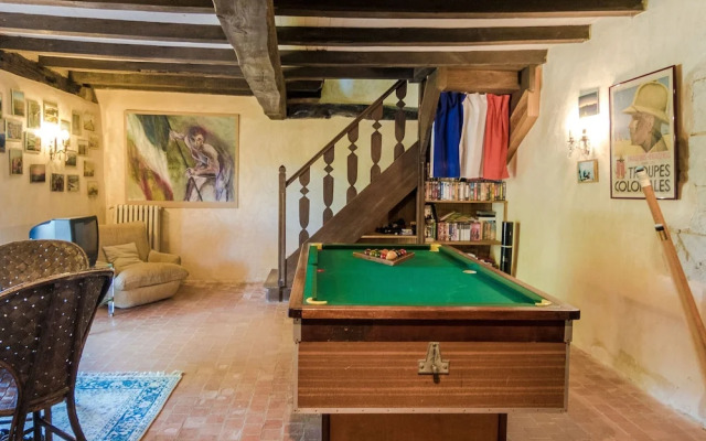 Plushy Villa in Sourzac With Pool, Fitness & Recreation Centre