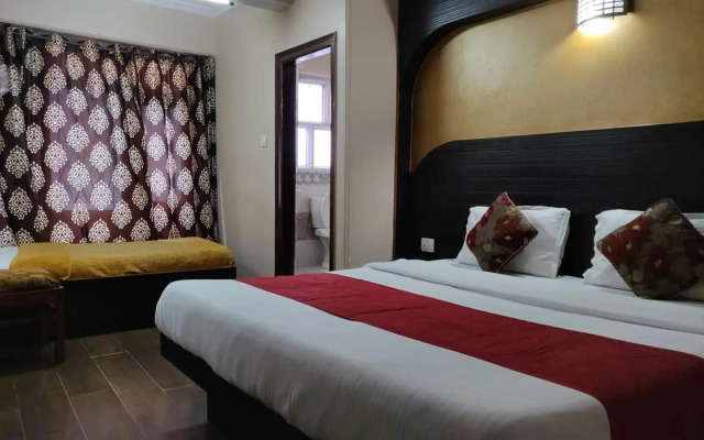 Hotel Sidharth Regency