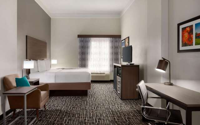 La Quinta Inn & Suites by Wyndham I-20 Longview South