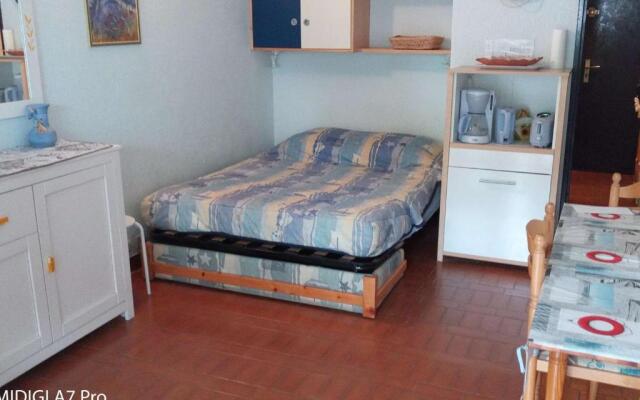 Appartement Port Camargue, 1 pièce, 4 personnes - FR-1-250-196