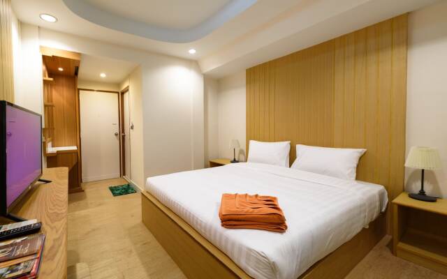 P72 Hotel Walking Street Pattaya