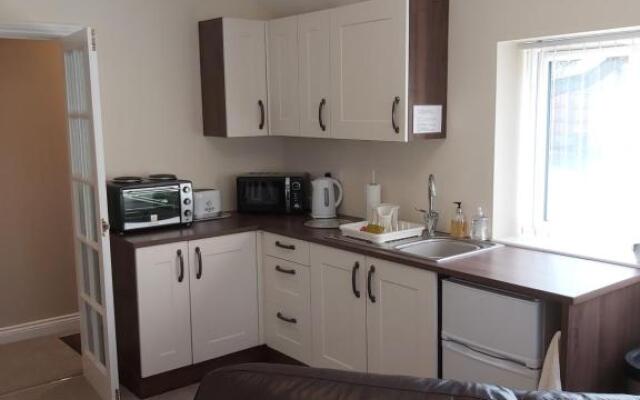 Oaktree Lodge