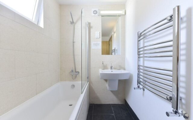 Tower Bridge Apartments
