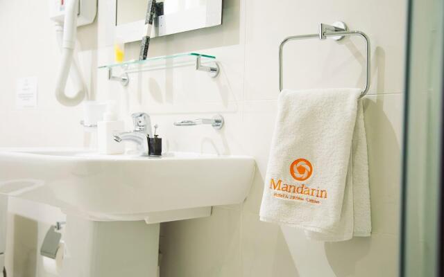 Mandarin Hotel & Fitness Center
