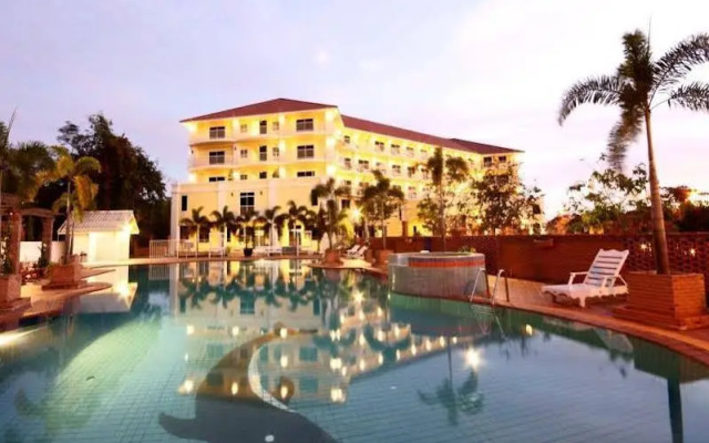 Pattaya Bay Hotel