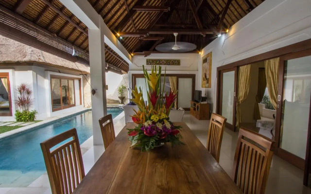 Villa Kamboja Senior