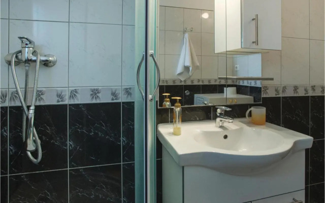 Apartment Varos bb