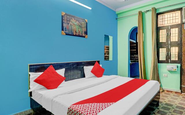 OYO 76152 Prem Hotel