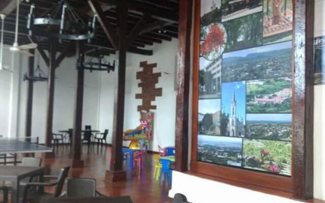 Hotel Los Puentes