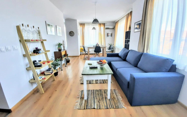 NC Apartment Ruse