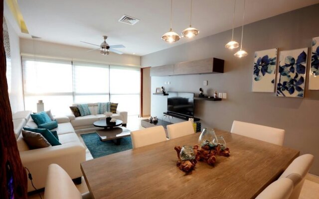 Luxury Condo Boutique