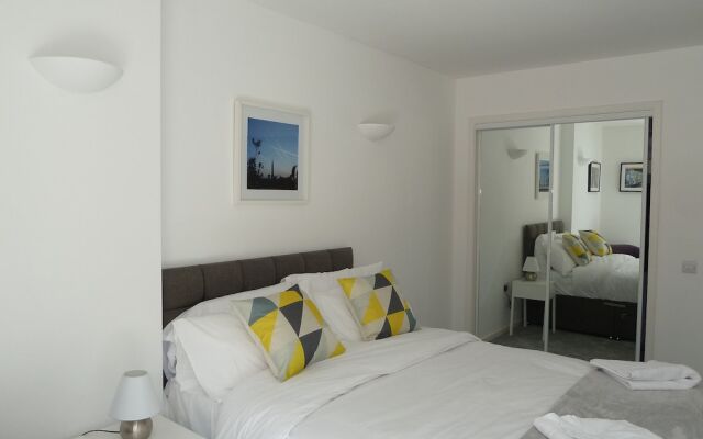 Approved Serviced Apartments Skyline