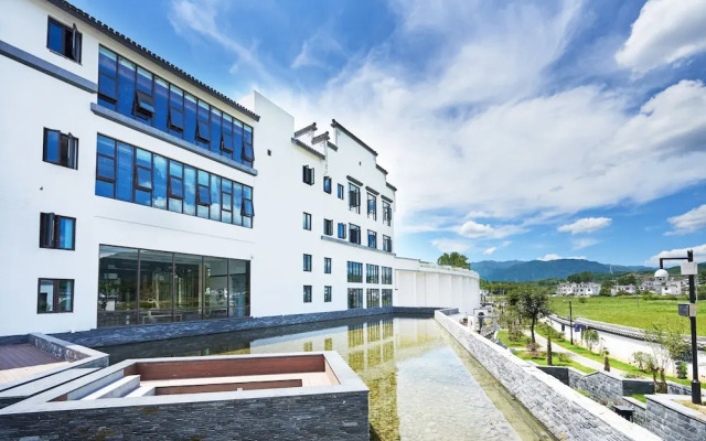 Wo Ge Yi Shu•Hong Cun Shui Mo Li Hotel
