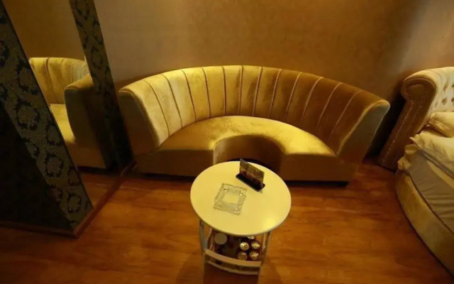 Yawei Apartment Hotel
