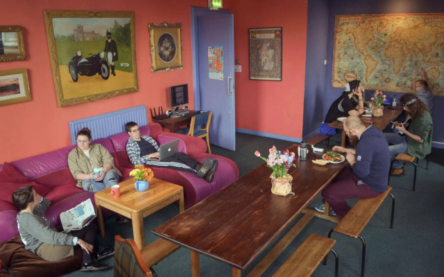 Willy Wallace Hostel