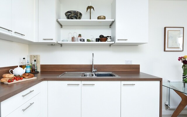Stylish One Bedroom Apartment near Notting Hill