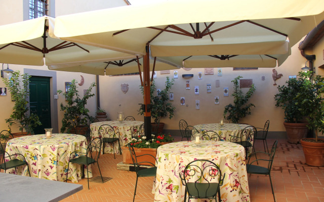 Villa Delia Hotel & Cooking School