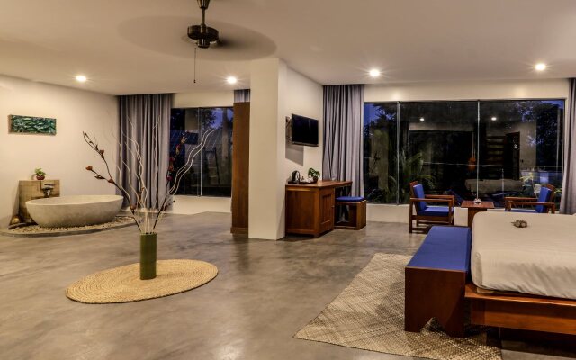 Chez Moi Suite and Spa