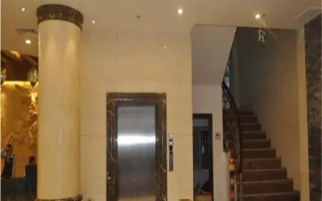 Xianggelila Hotel