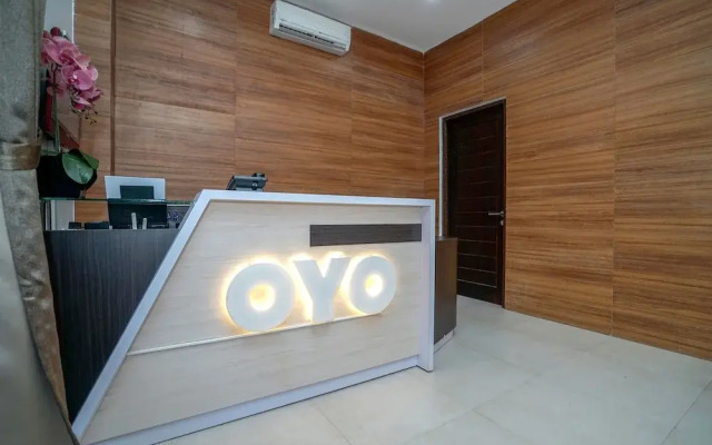 Oyo 932 Griya Mas Residence Syariah