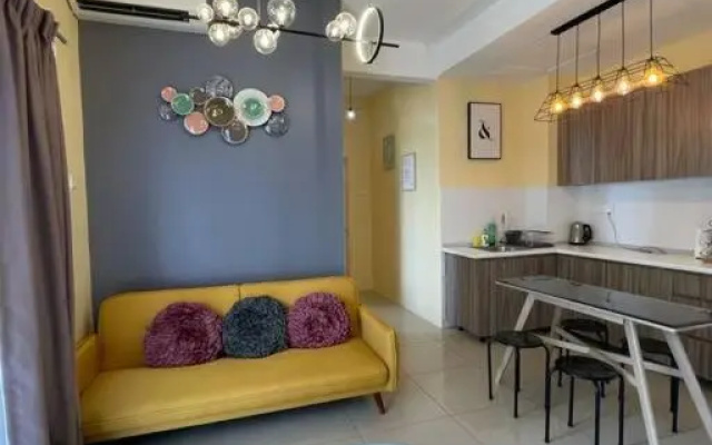 OPAHOME@SWISS GARDEN RESIDENCE (POOL VIEW) 1 Bedroom Studio with WIFI + NETFLIX – Guest Rooms – Balok