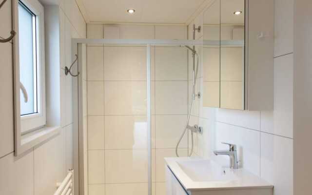 Great chalet with dishwasher, surrounded by forest