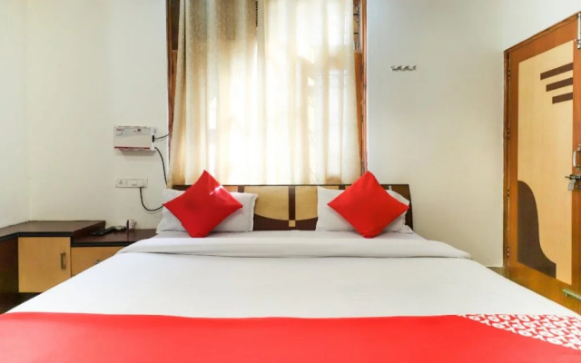 Zaina Guest House by OYO Rooms