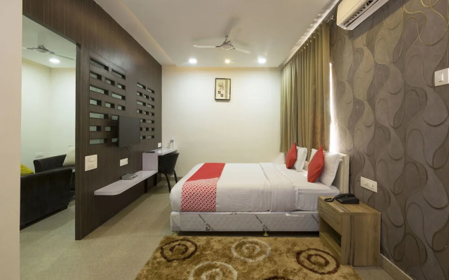OYO 12977 Hotel 22 LW