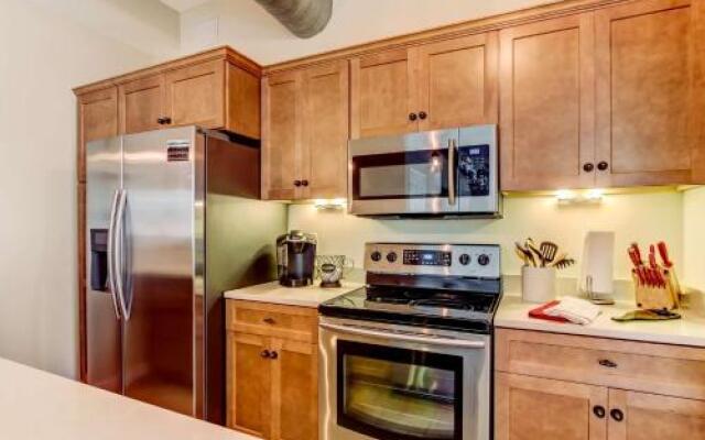 JBH 115 W 2nd Apt #2