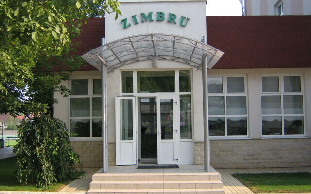 Zimbru Hotel