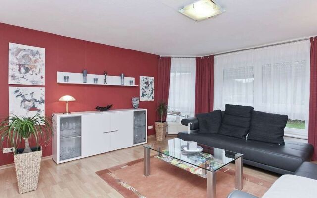 Furnished Apartment in Nieheim Germany near Forest