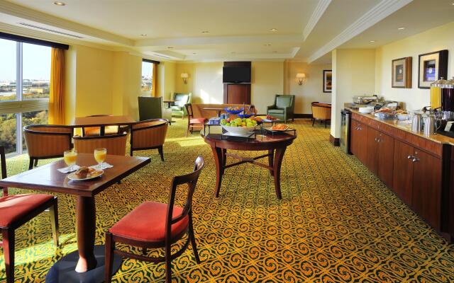 Sheraton Toronto Airport Hotel & Conference Centre