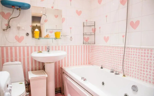 Funny Dolphins Apartments Novoslobodskaya