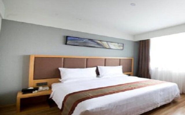 Starway Hotel Nantong Sports Convention Center