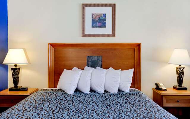 Days Inn by Wyndham Lafayette Near Lafayette Airport