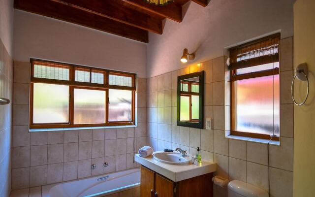 6-person Villa at Kruger Park Entrance