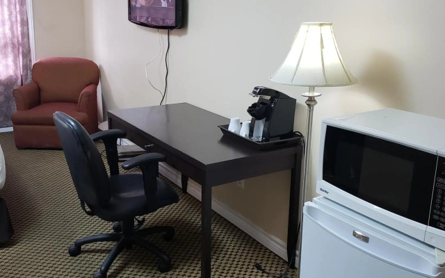 Regency Inn & Suites
