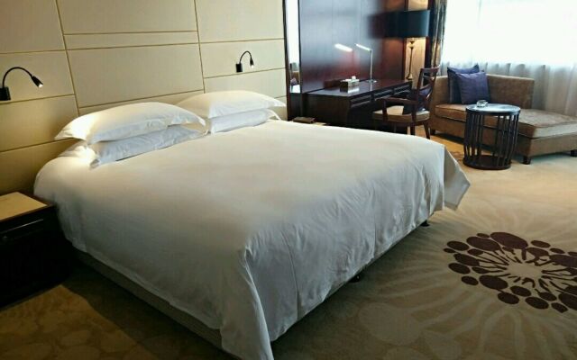 HengNa International Hotel