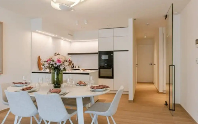 BE DEP Mark 5-0102 in De Panne