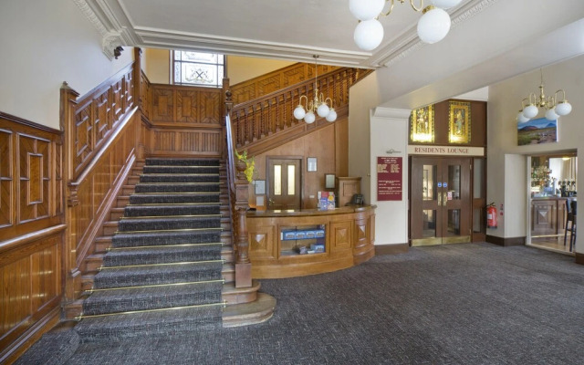The Tarbet Hotel