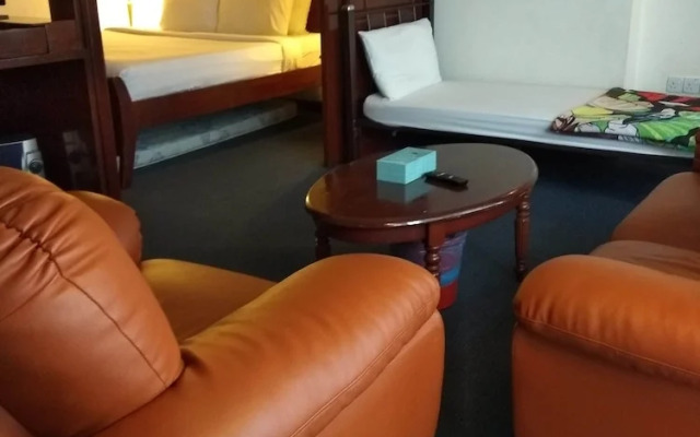 SM service suite Times Square