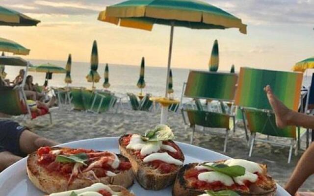 The sea 700 mt. from the house Wi-Fi and parking