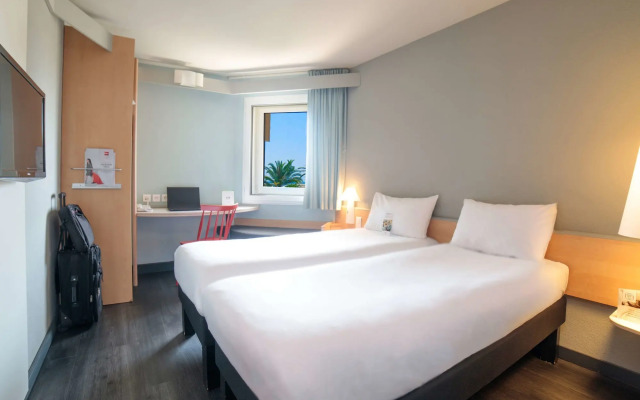 ibis Nice Aéroport Promenade des Anglais