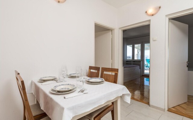 Nice Home in Sv.juraj With Wifi and 3 Bedrooms