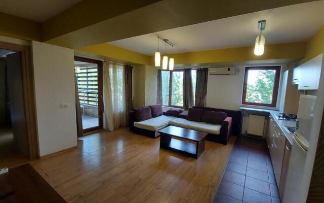 Mamaia Miraj E4