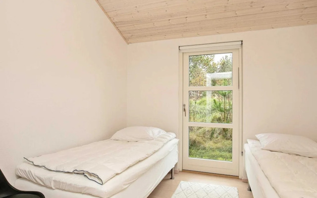 6 Person Holiday Home in Albaek